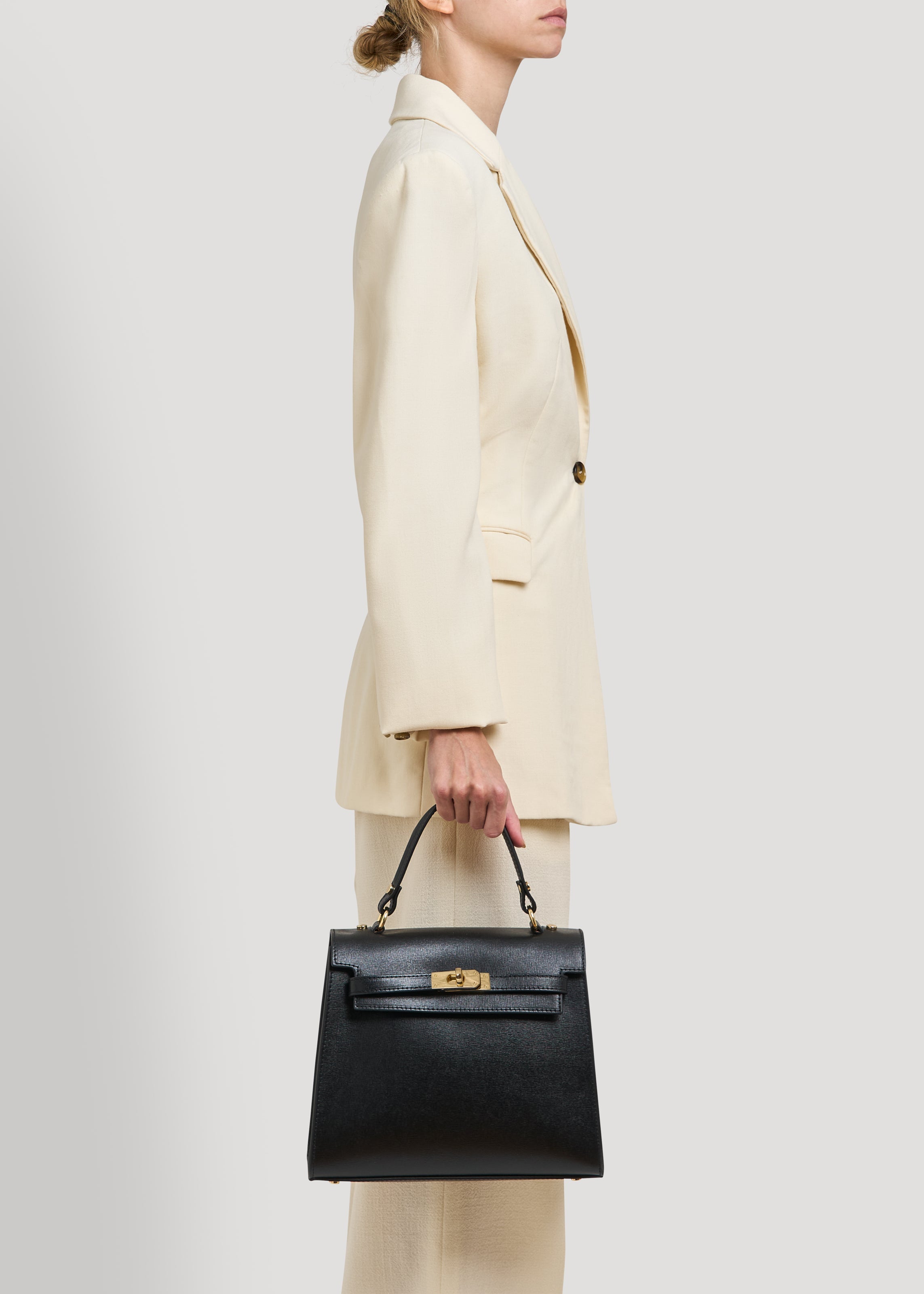 Borsa Zaira in Vera pelle Saffiano Nera