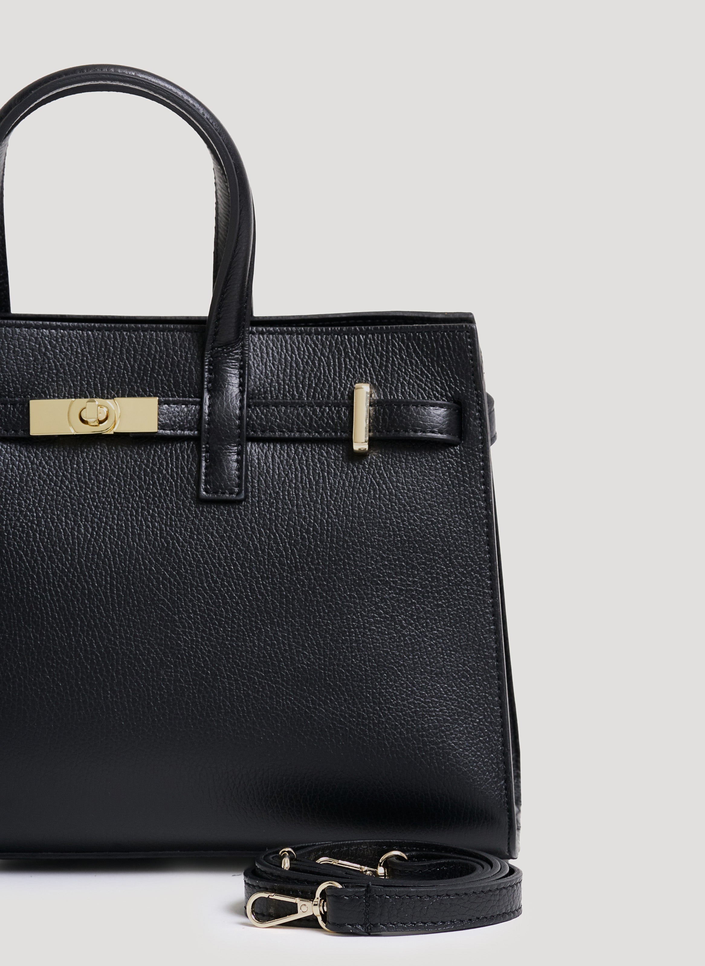 Borsa Sveva in pelle Togo Nera